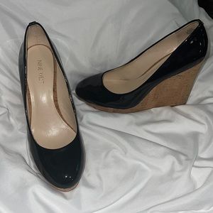 Nine West black patent leather cork wedge Size 9.5 M
